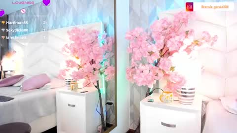    Monday 5-2 am From Tuesday to Friday5-1 am Colombia time online show from 02-23-25, 06:39