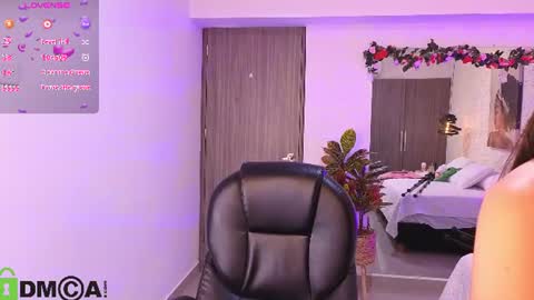 Snapshot of dulce_isabel_ chatting on 06-29-26, 03:46 dulce_isabel_ online show from 06-29-26, 03:46