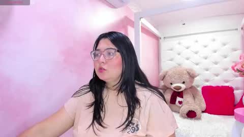 Dulce  online show from 10-09-25, 11:41