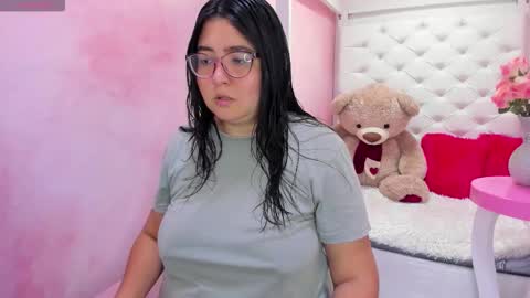 Dulce  online show from 10-11-25, 11:42