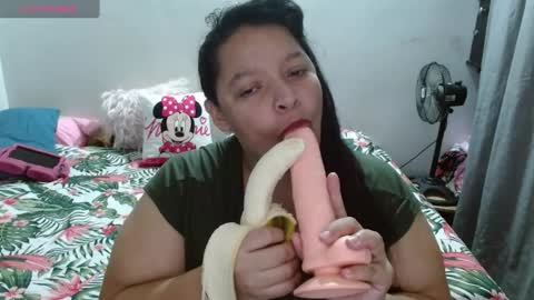 Snapshot of dulce_mmaria chatting on 05-20-26, 08:04 dulce online show from 05-20-26, 08:04