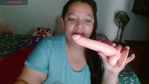Snapshot of dulce_mmaria chatting on 06-16-26, 07:05 dulce online show from 06-16-26, 07:05