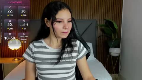 Snapshot of dulce_natyy chatting on 01-17-25, 02:08 N A T Y online show from 01-17-25, 02:08
