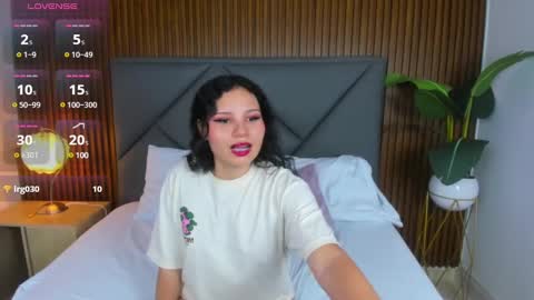 Snapshot of dulce_natyy chatting on 03-12-25, 02:20 N A T Y online show from 03-12-25, 02:20