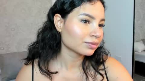 Snapshot of dulce_natyy chatting on 10-16-25, 02:23 N A T Y online show from 10-16-25, 02:23