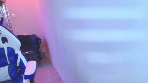 dulce_viioleta online show from 12-14-25, 11:04