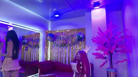 dulce_viioleta online show from 12-17-25, 11:16