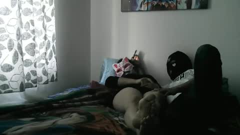 Snapshot of dulcebombon224 chatting on 10-11-25, 12:10 dulcebombon224 online show from 10-11-25, 12:10