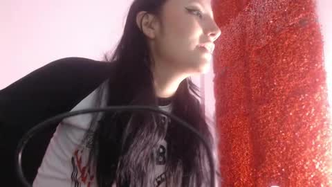 Dulce online show from 05-27-26, 10:18