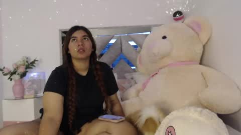 dulcejoness online show from 05-25-26, 01:00