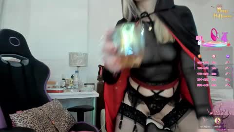 Sweetnina online show from 10-30-25, 09:15