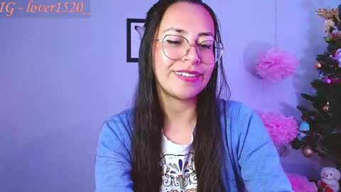 Snapshot of dulcemaria_alvarez22 chatting on 01-20-25, 06:10 Dulce online show from 01-20-25, 06:10