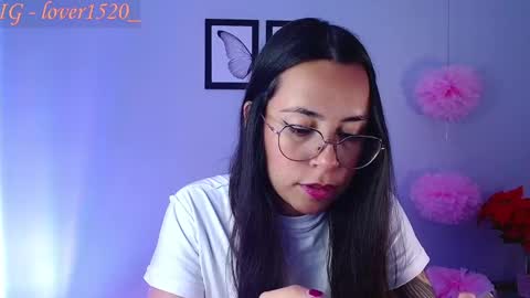 Snapshot of dulcemaria_alvarez22 chatting on 02-24-25, 11:09 Dulce online show from 02-24-25, 11:09