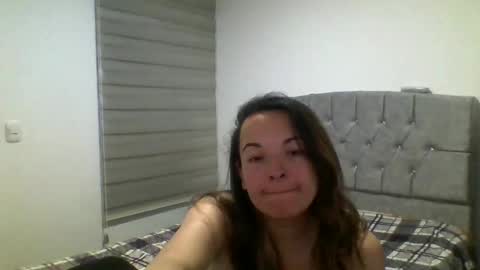 dulcesherpard online show from 09-26-25, 02:37