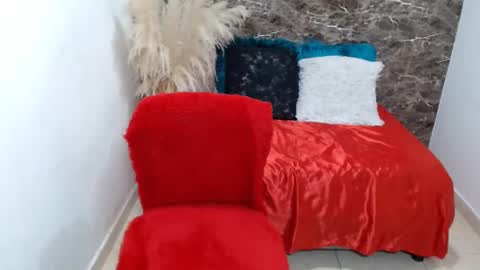 dulcetaylorss online show from 02-06-25, 08:45