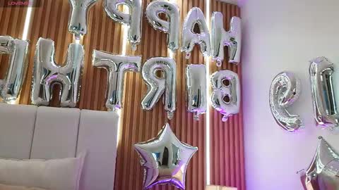 Dulcey online show from 03-23-26, 06:17