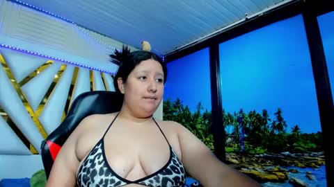Snapshot of dulcineasaenz chatting on 10-06-25, 09:01 Dulcinea online show from 10-06-25, 09:01