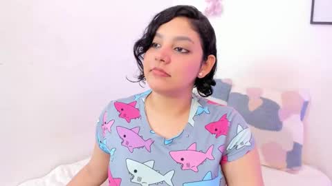 Dulce online show from 11-18-25, 07:40