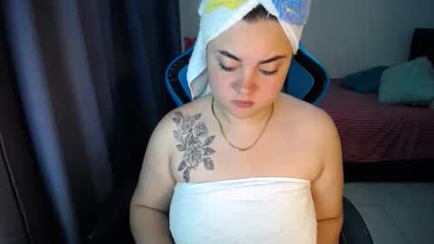 Nicole   online show from 01-18-25, 11:33