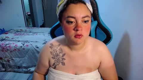 Nicole   online show from 03-15-26, 05:57