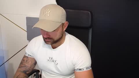 DuncanStone online show from 09-24-25, 05:33