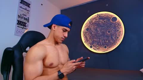 duran_dhikol1 online show from 06-09-26, 02:45