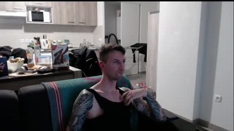 Snapshot of durexdublex chatting on 01-24-25, 05:53 durexdublex online show from 01-24-25, 05:53