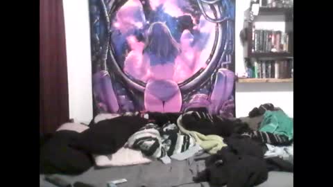 Durinsbxtch online show from 12-28-24, 07:11