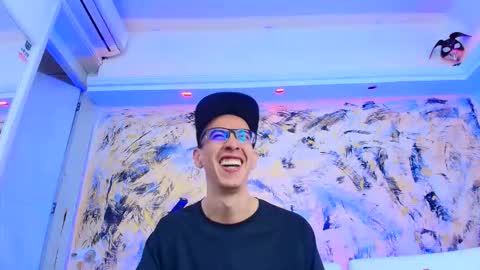 Dustin Dollin online show from 11-26-25, 11:22