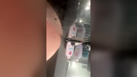 Snapshot of dustinholtyuma chatting on 03-17-26, 05:11 ILuvHerPussy online show from 03-17-26, 05:11