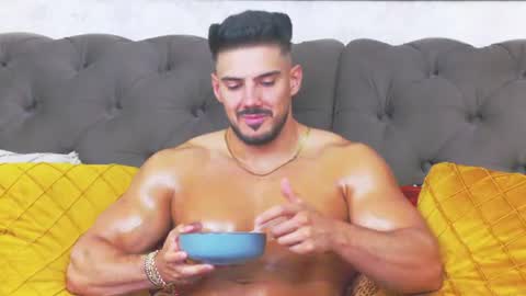 Dustin online show from 06-26-26, 04:39