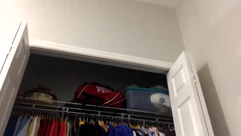 Dustinthesweettalker online show from 12-12-24, 01:43