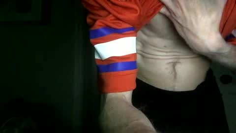 Dustinthesweettalker online show from 10-19-25, 04:57