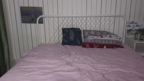 Jenny online show from 02-15-26, 07:10