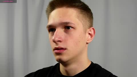 Dustyn online show from 01-04-25, 02:46