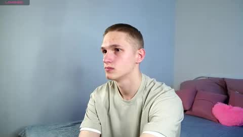 Dustyn online show from 02-27-25, 07:04