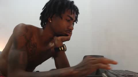 Snapshot of duvanf18 chatting on 05-04-26, 03:35 Elburrito online show from 05-04-26, 03:35