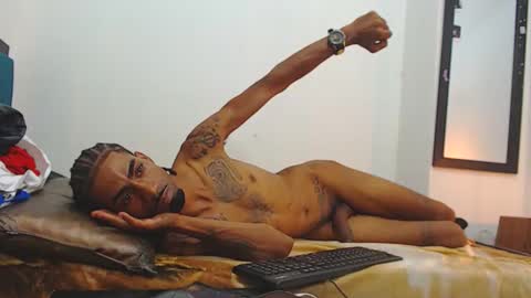 Snapshot of duvanf18 chatting on 05-05-26, 03:47 Elburrito online show from 05-05-26, 03:47