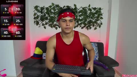 Snapshot of dwayne_brown chatting on 01-06-25, 12:48 dwayne_brown online show from 01-06-25, 12:48
