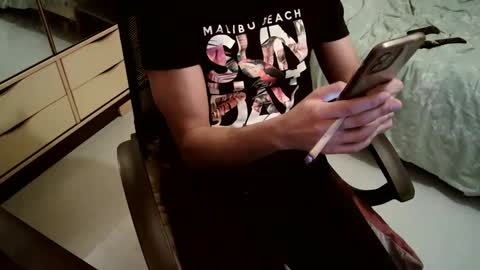 Snapshot of dwaynejamesjackson chatting on 12-19-24, 06:45 dwaynejamesjackson online show from 12-19-24, 06:45