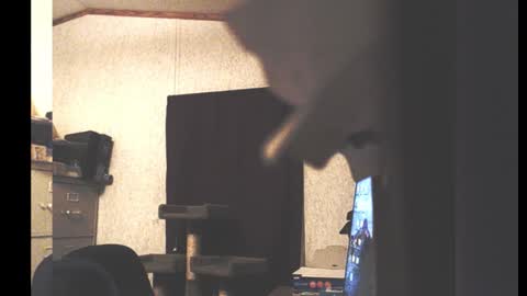 Snapshot of dwinmontana chatting on 11-21-25, 07:29 dwinmontana online show from 11-21-25, 07:29