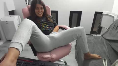 dayana online show from 09-11-25, 03:50