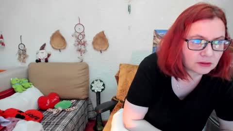 Snapshot of dyannelovee chatting on 02-23-25, 02:57 Dyanne online show from 02-23-25, 02:57