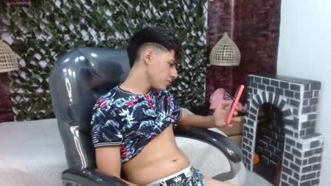dyla_n18_ online show from 12-14-24, 03:18
