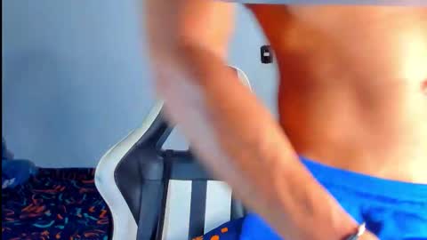 Dylan online show from 12-18-25, 03:07