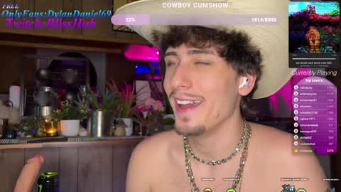 Dylan Daniel 7.8 online show from 12-07-24, 02:09