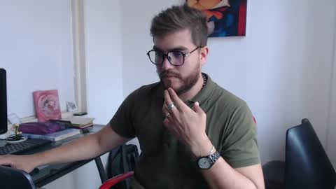 dylanhot10 online show from 02-01-25, 07:23