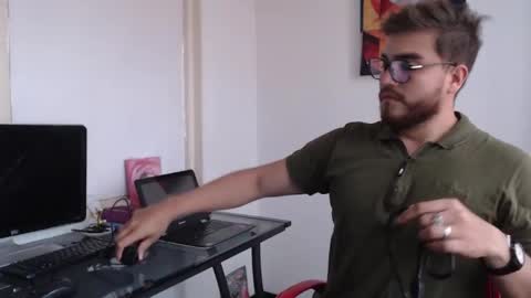 dylanhot10 online show from 02-01-25, 10:34