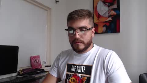 dylanhot10 online show from 02-11-25, 08:42