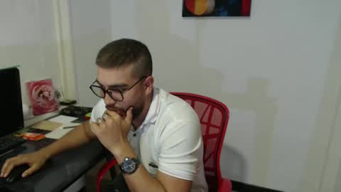 dylanhot10 online show from 09-17-25, 11:39